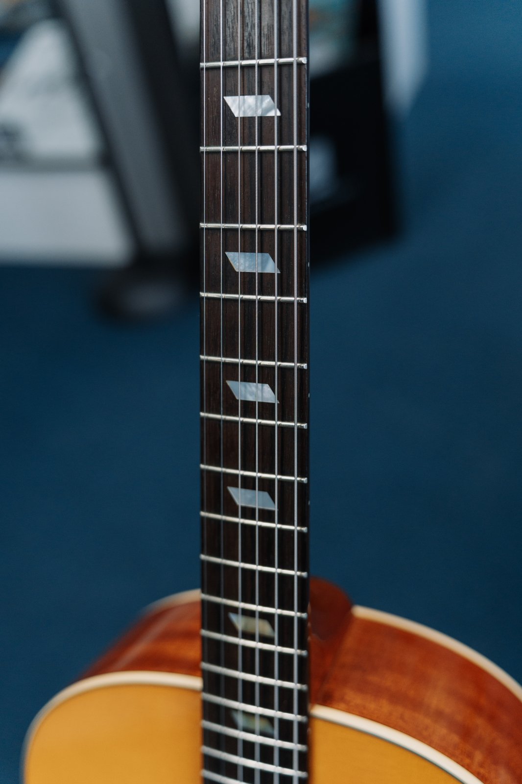 Epiphone FT-79 Texan Left-Handed Acoustic-Electric Guitar