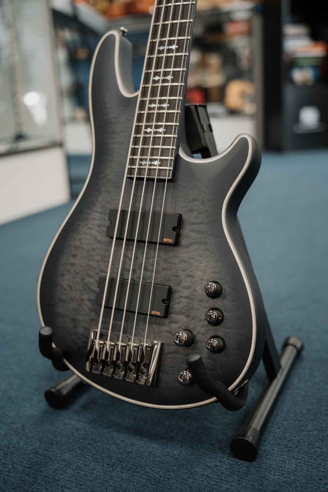 Schecter Hell Raiser Extreme 5 String Bass (mint) - 170516