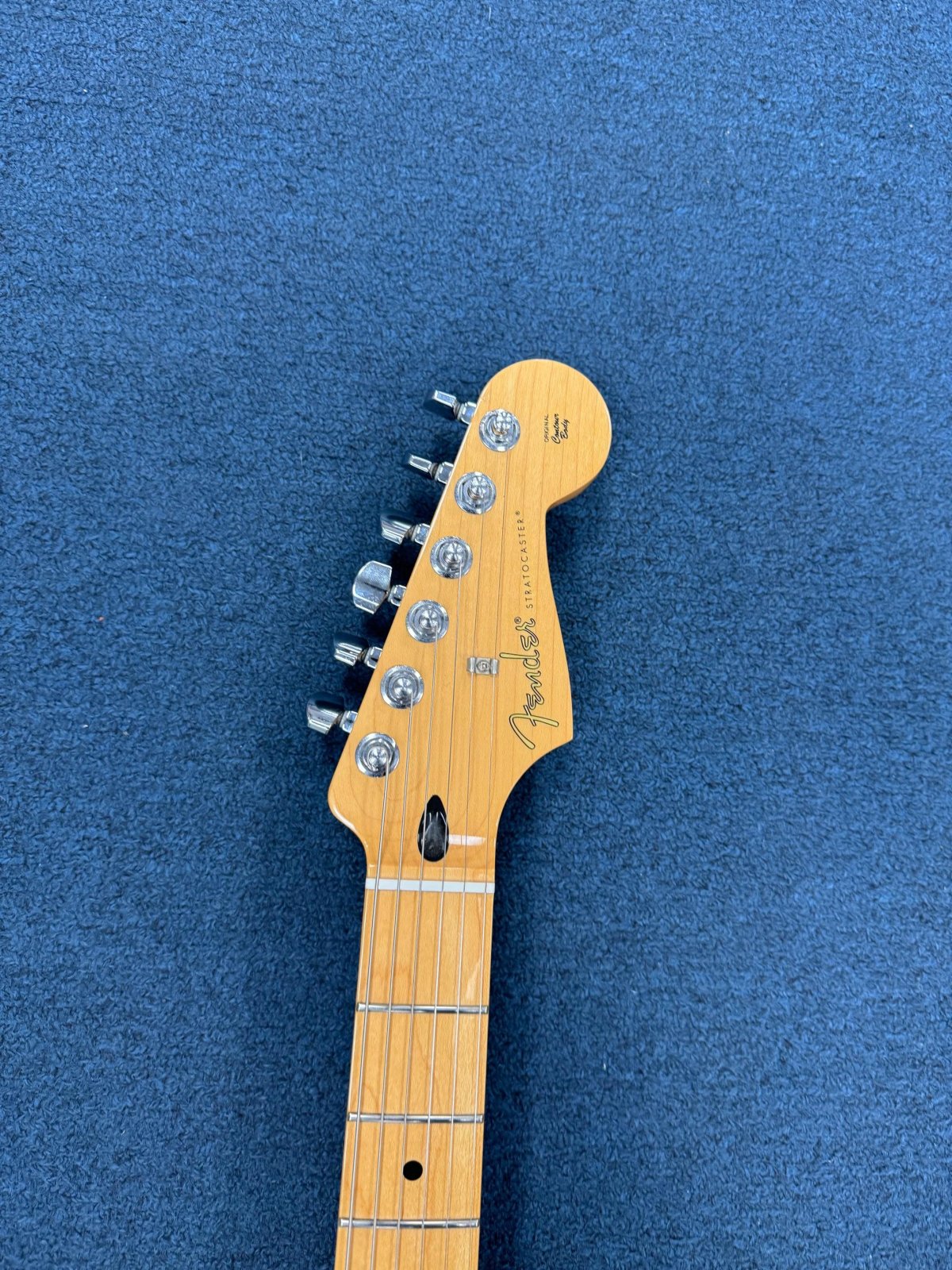 Fender Player Stratocaster HSS Plus Top Maple Fingerboard