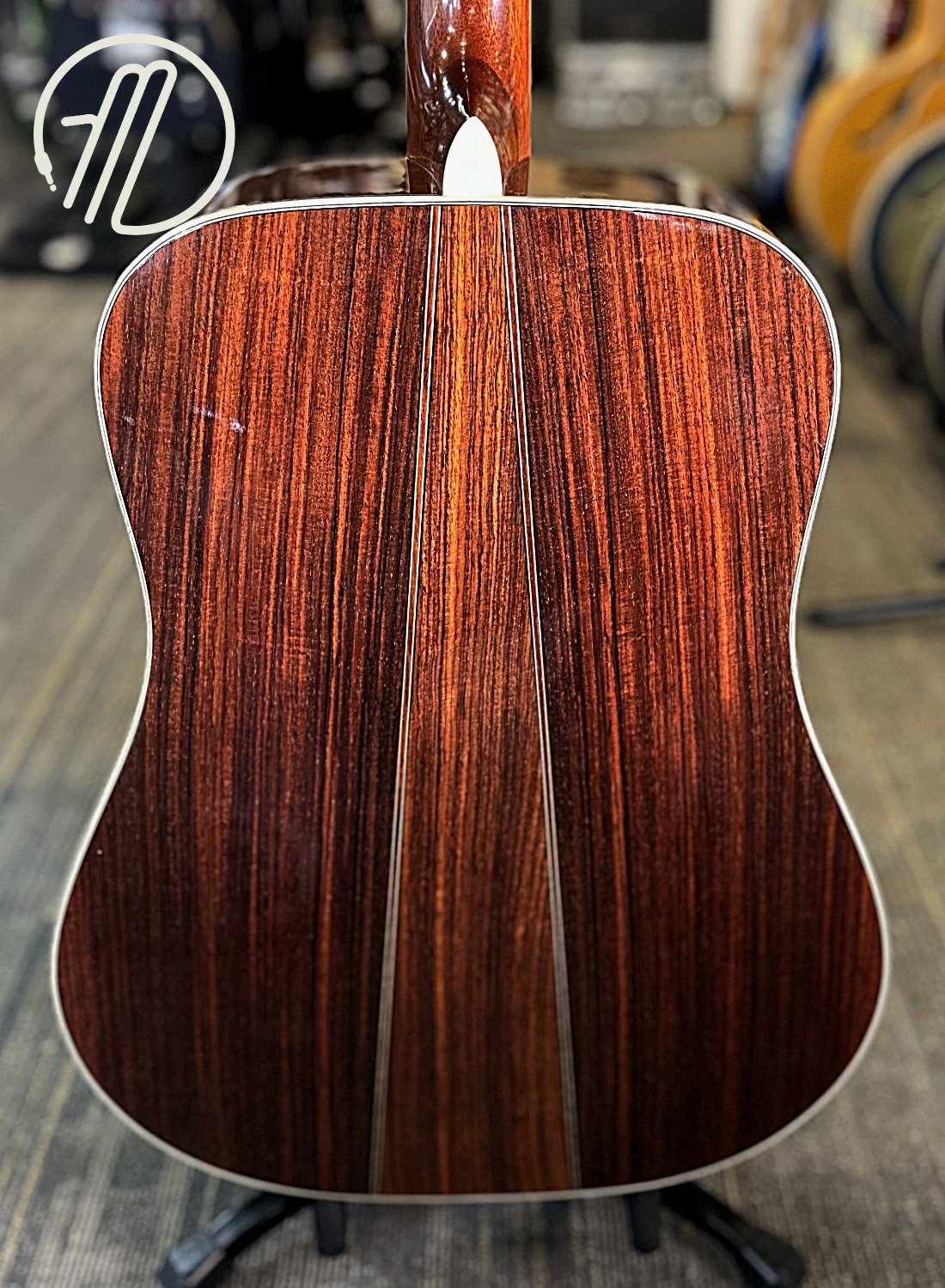 Alvarez Yairi DY90 (1986) w/Deluxe Humicase Metro Hard Case USED