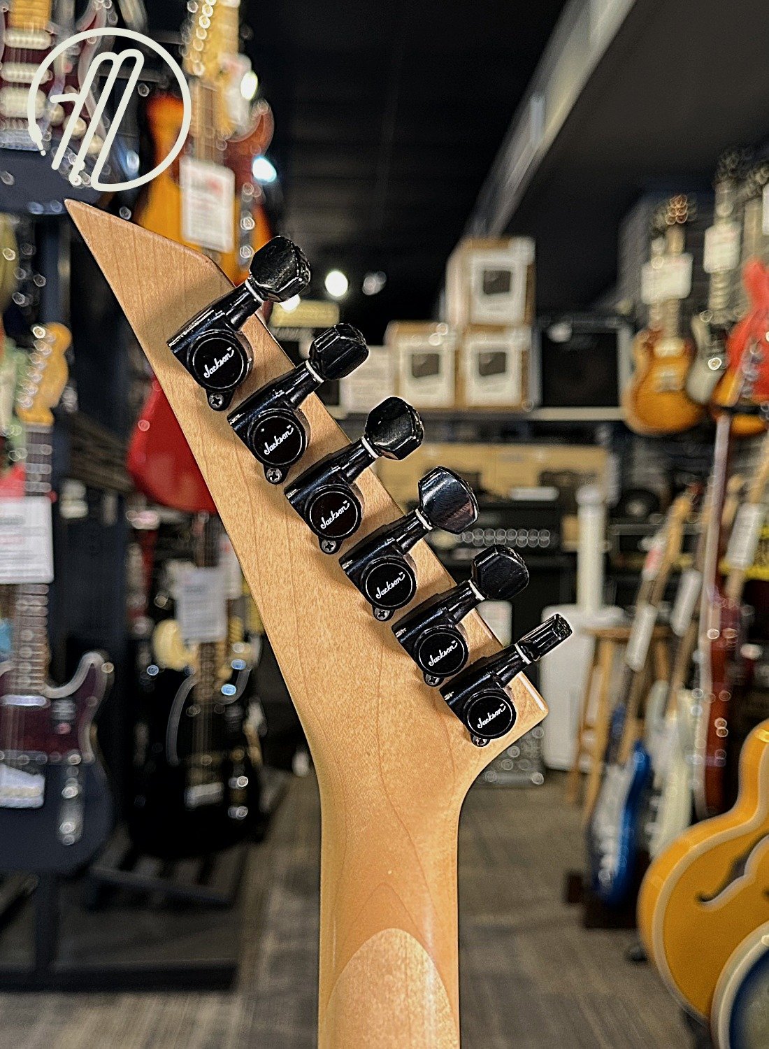 Charvel Model 4 HSS, Kahler Tremolo MIJ (1986) w/Charvel Hardshell