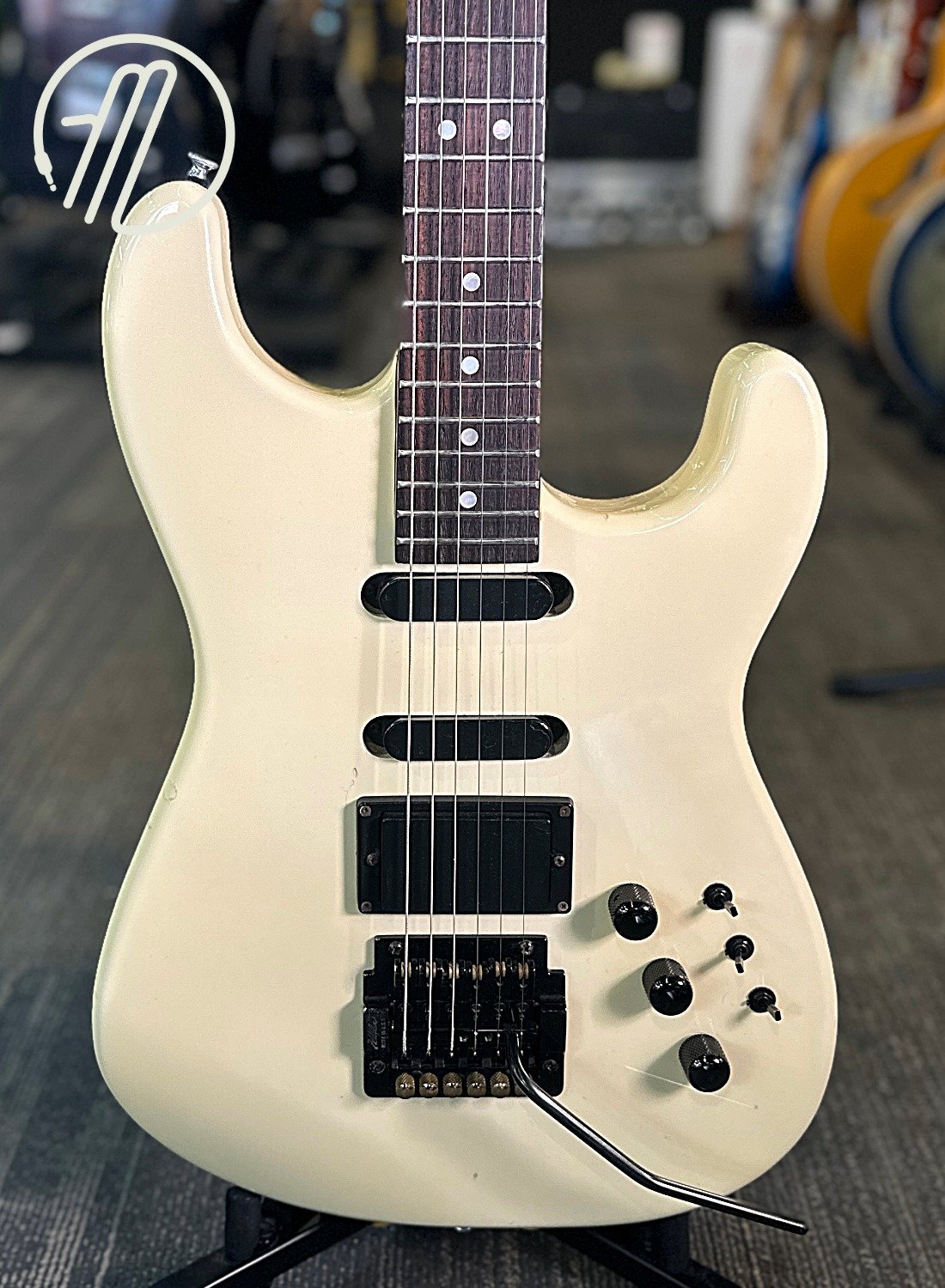 Charvel Model 4 HSS, Kahler Tremolo MIJ (1986) w/Charvel Hardshell