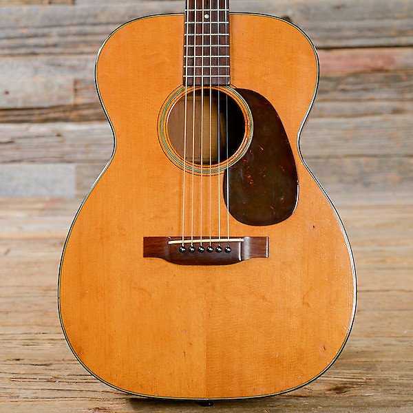 Martin 00-18 with case - 72978956648