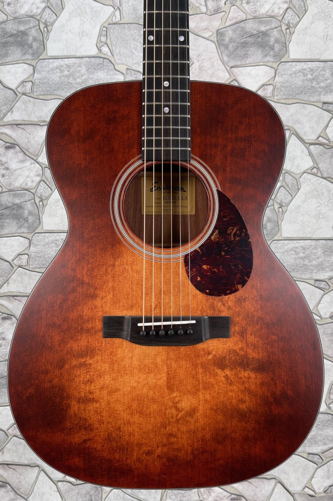 Eastman E1 OM-CLA Sitka-Sapele with Gig Bag