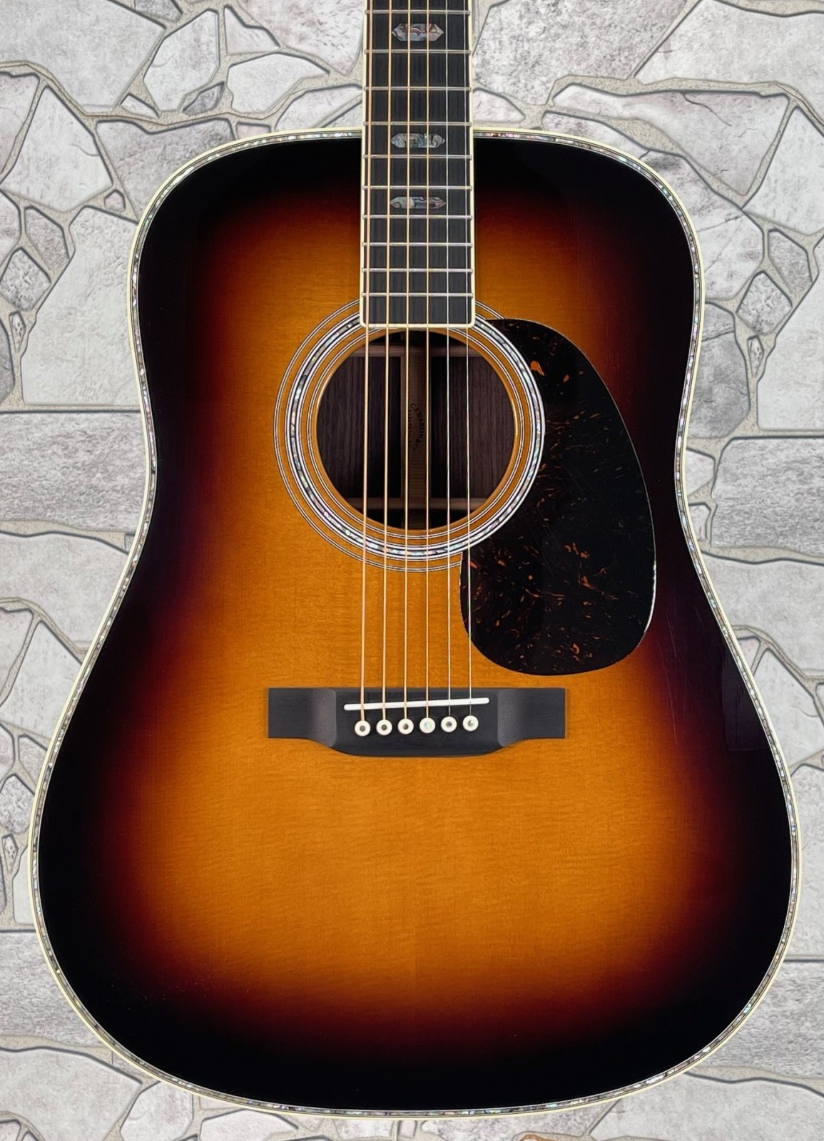 Martin D-41 Sunburst  Dreadnaught with Case