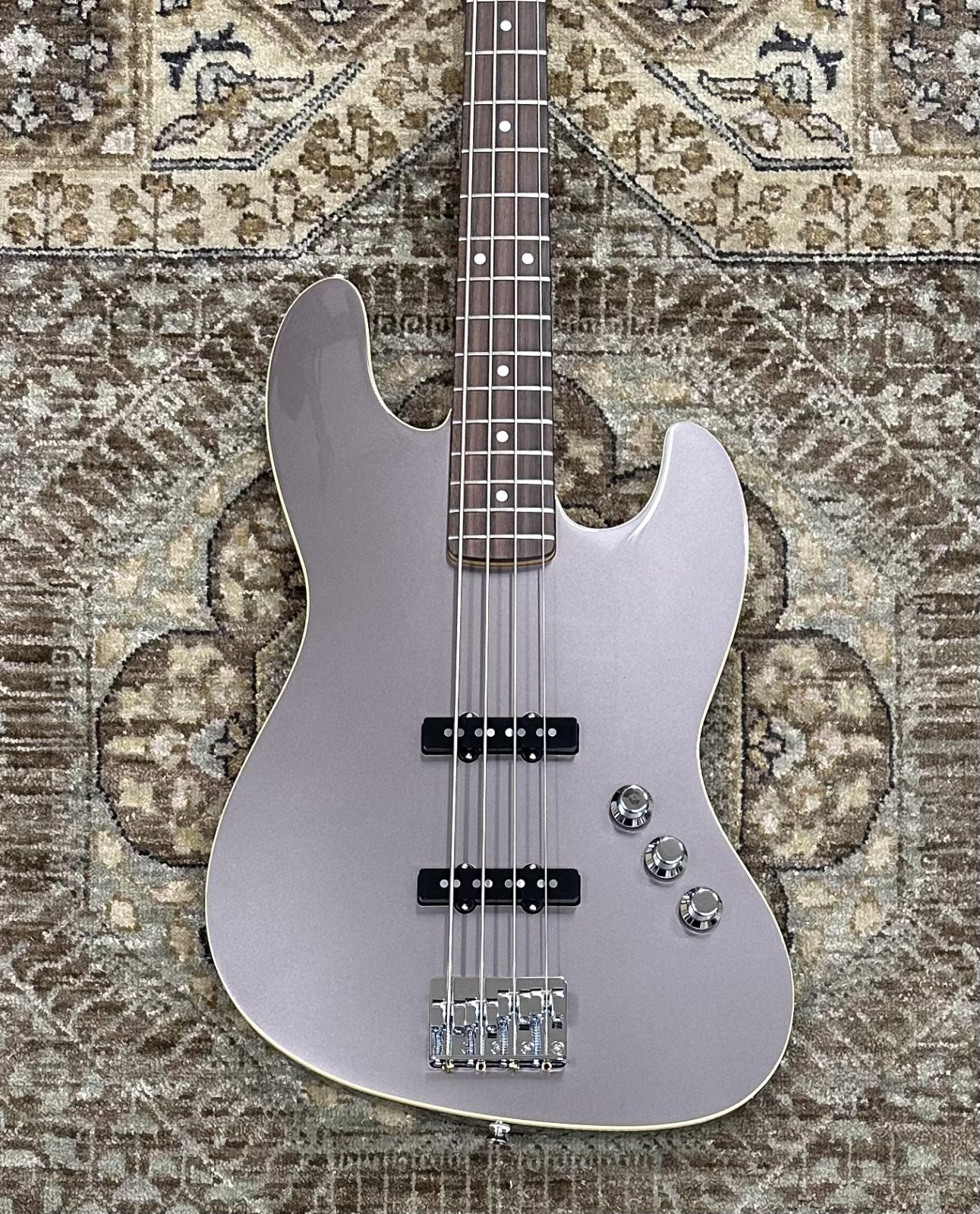 Fender Japan Aerodyne Jazz Bass　ドルフィングレー Fender Aerodyne Special Jazz Bass Dolphin Gray Metallic w