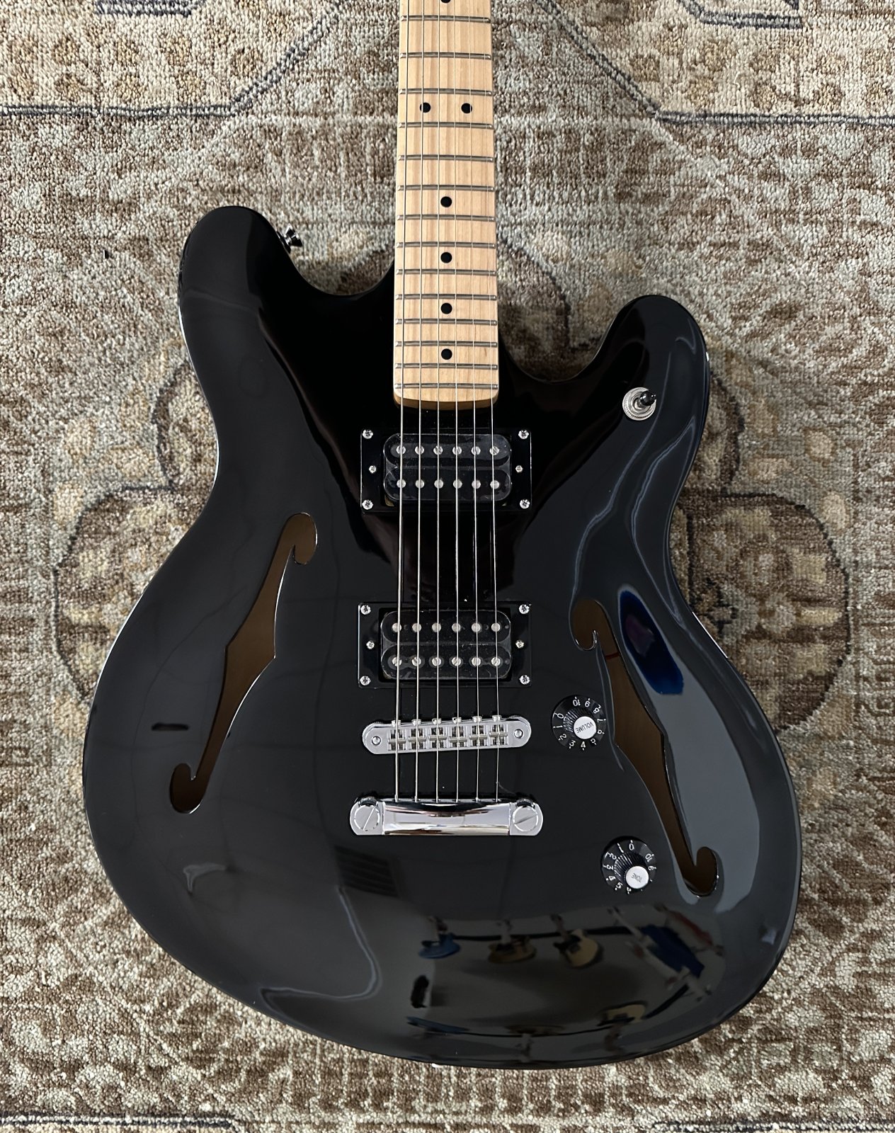 Squier Affinity Starcaster Black