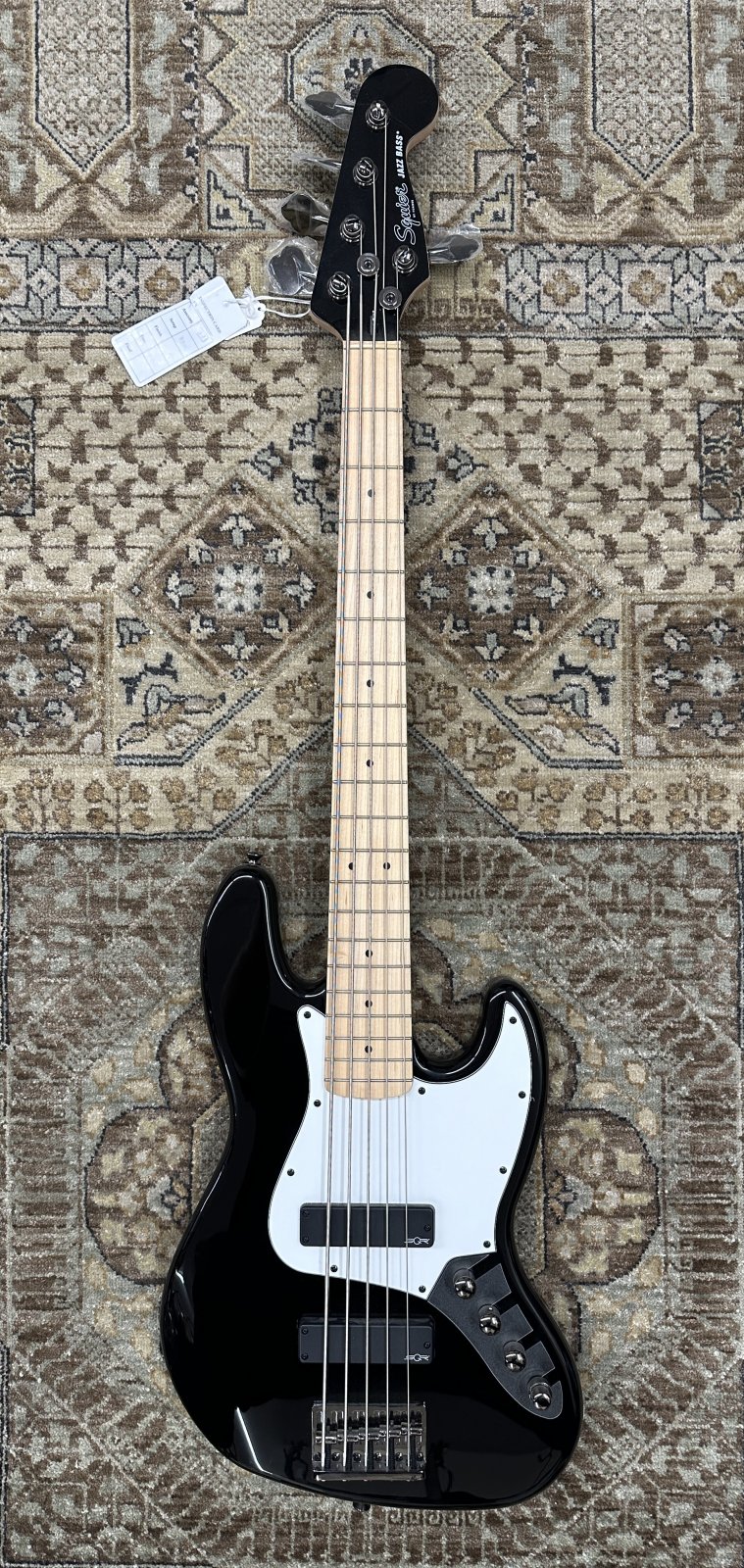 Squier Contemporary Active Jazz Bass HH V in Black w/ Pro Setup