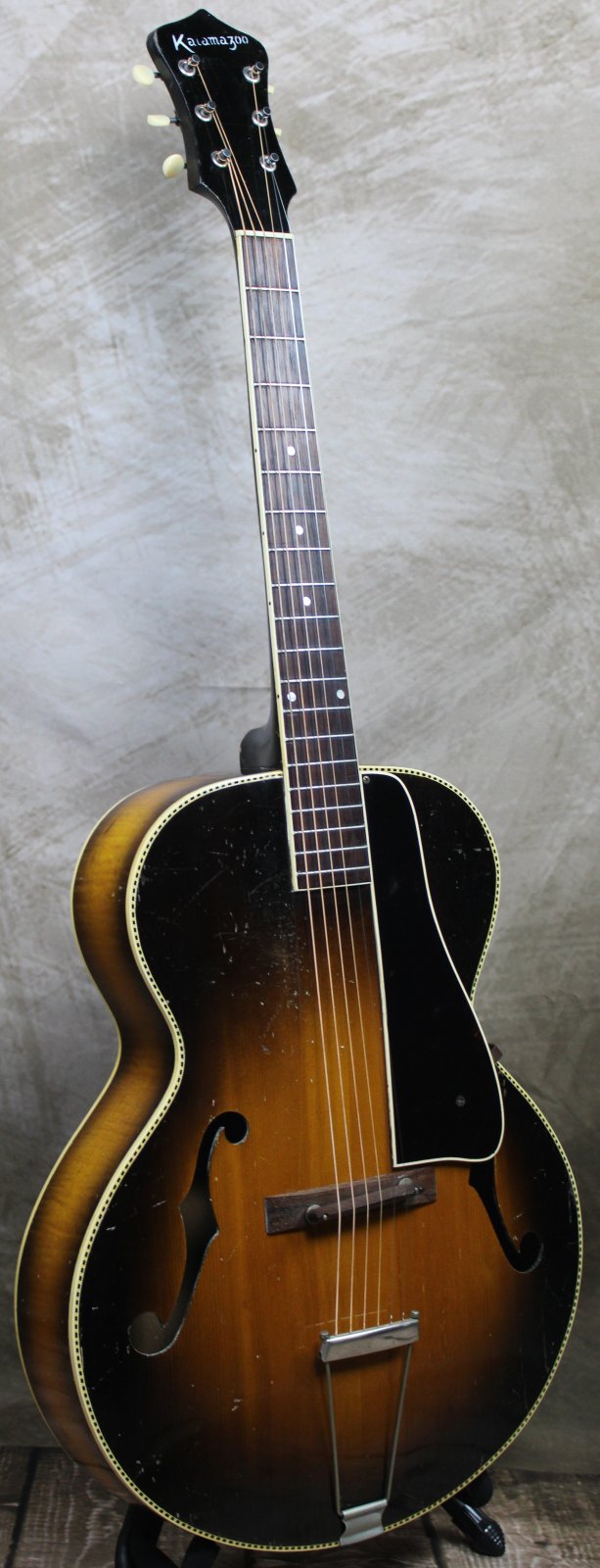 Kalamazoo KG-31 - Archtop Acoustic - Made By Gibson - 1936