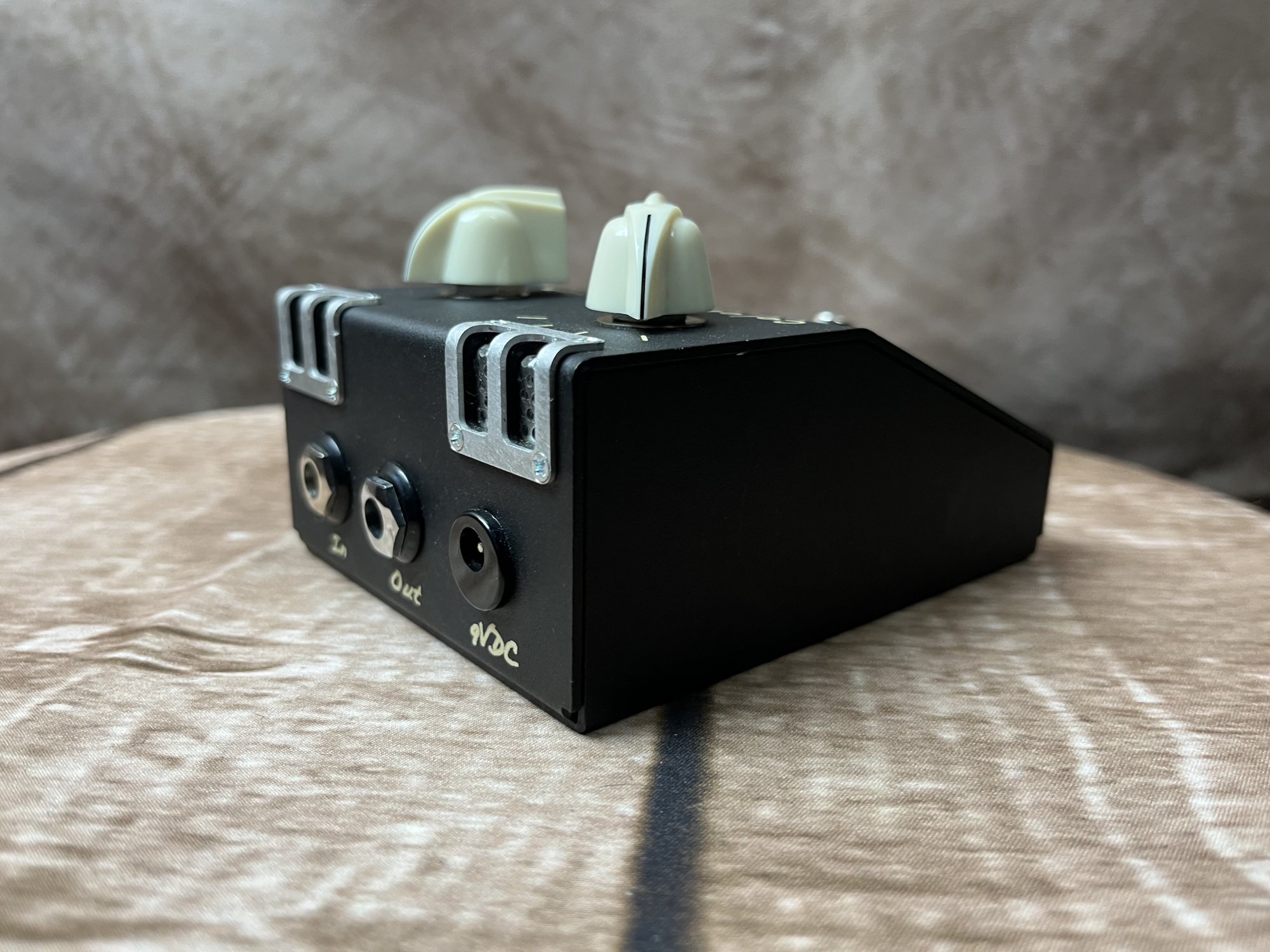 65 Amps Colour Boost w/ Box