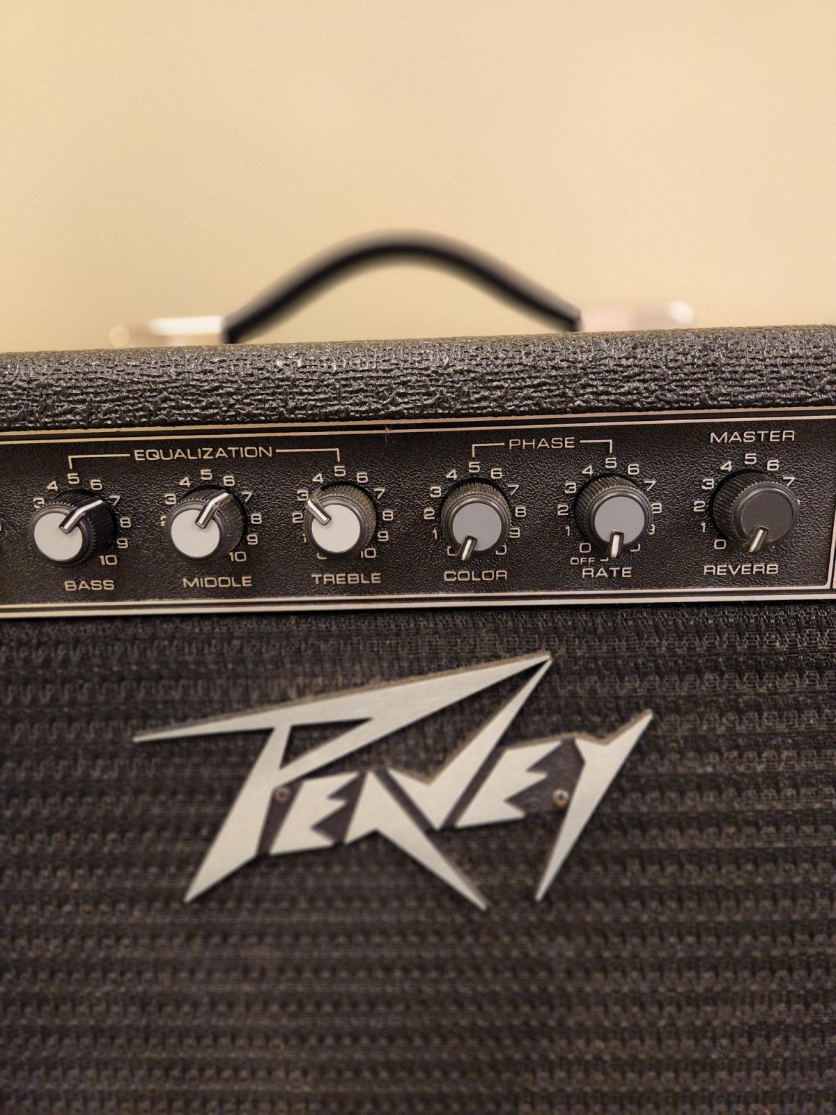 ギターアンプ Peavey Backstage 2 くし