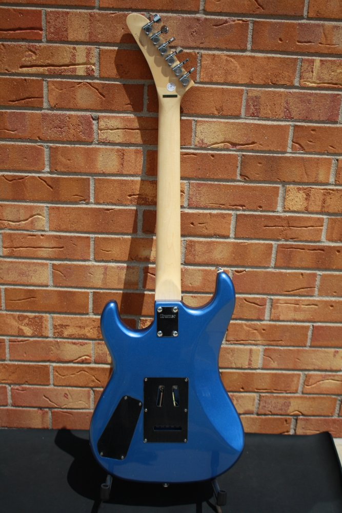 Kramer Baretta Special-Maple-Candy Blue