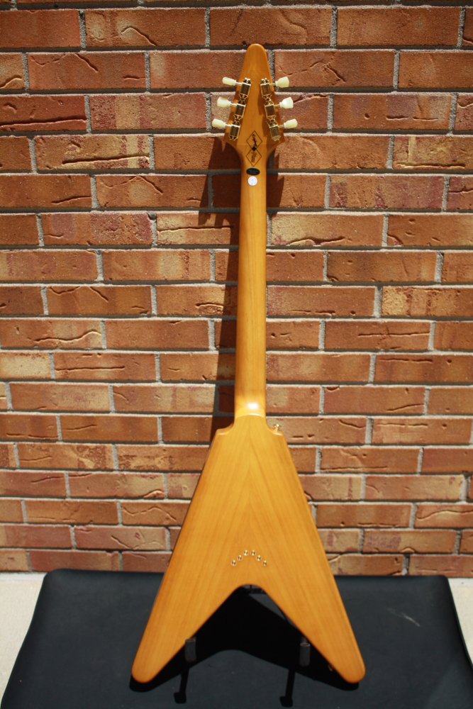 Epiphone Inspired by Gibson 1958 Korina Flying V-Natural-White Guard