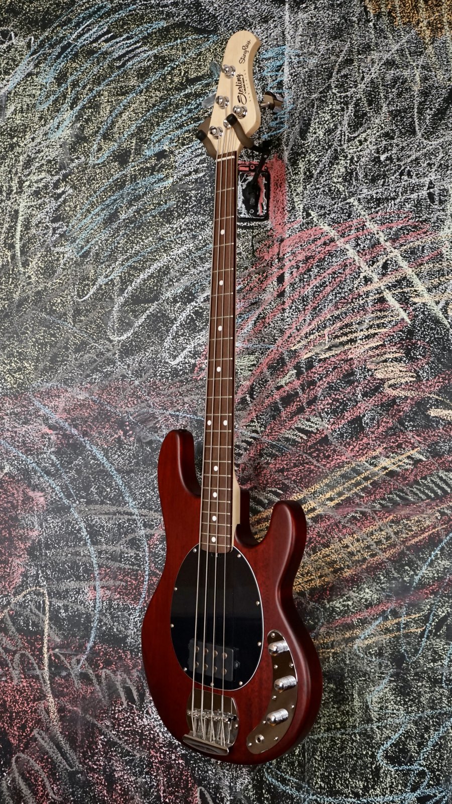 手渡し】Sterling By Musicman SUB STINGRAY RAY4 WALNUT SATIN エレキ 