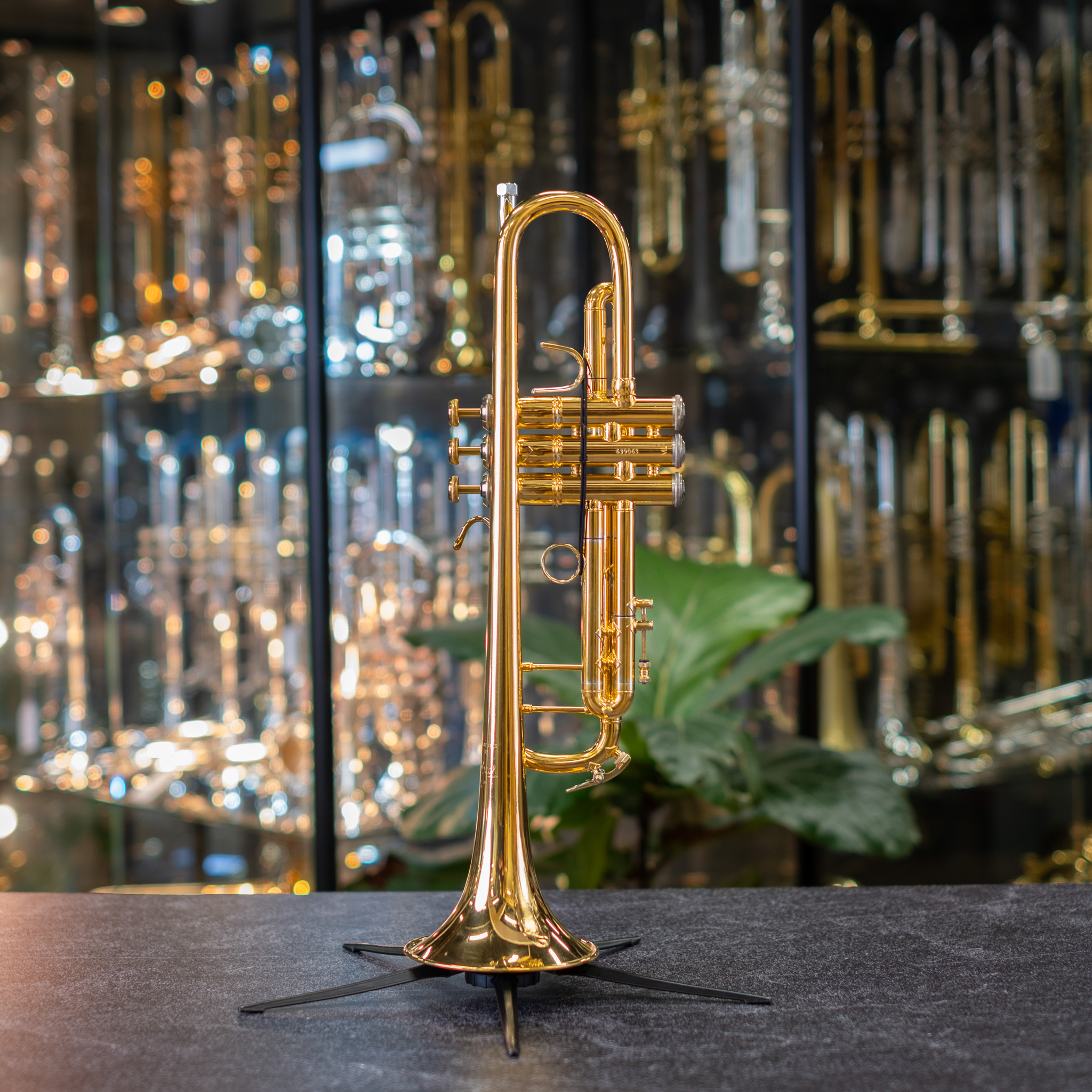 Bach Stradivarius 50BO ベルカット改造 Bach Stradivarius 180-37 Vintage Trumpet | Restored and Customized