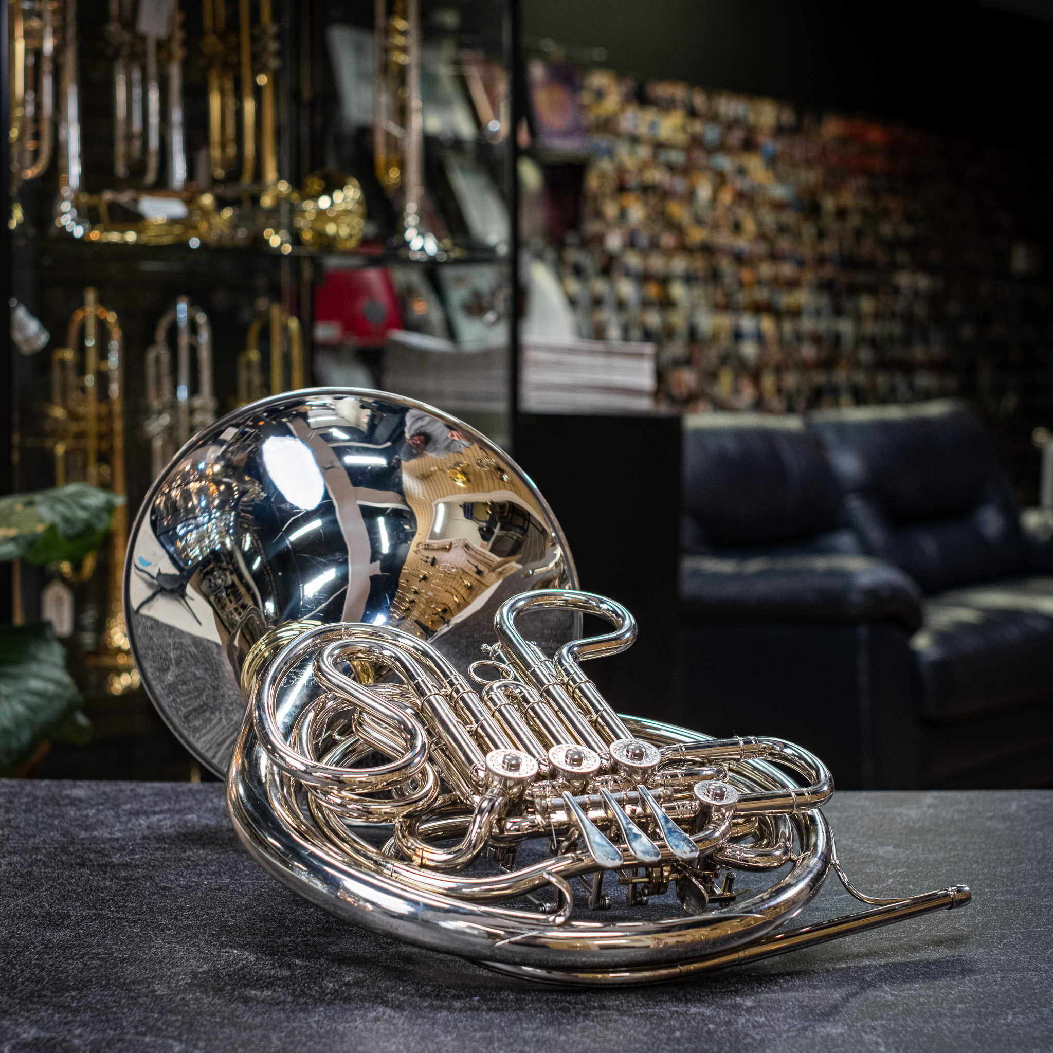 Hans Hoyer 6801 Heritage Double French Horn w/ Detachable Bell, ProTec MAX Case