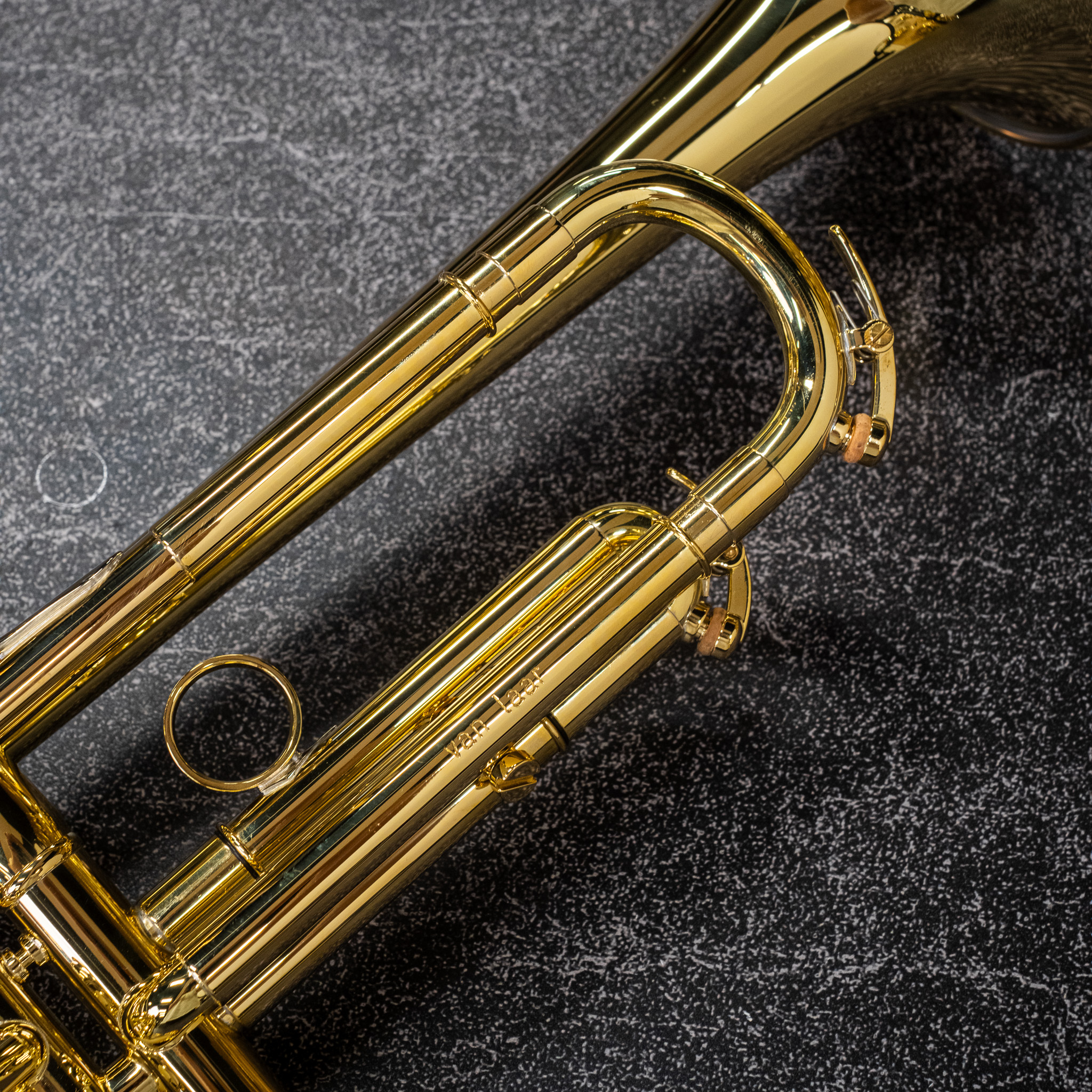 Van Laar B9R Bb Trumpet (Raw Brass) - New