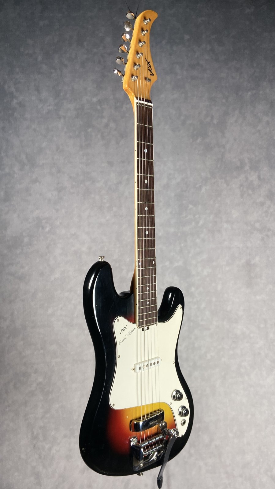 1966 Vox Super Meteor V242 - Sunburst!