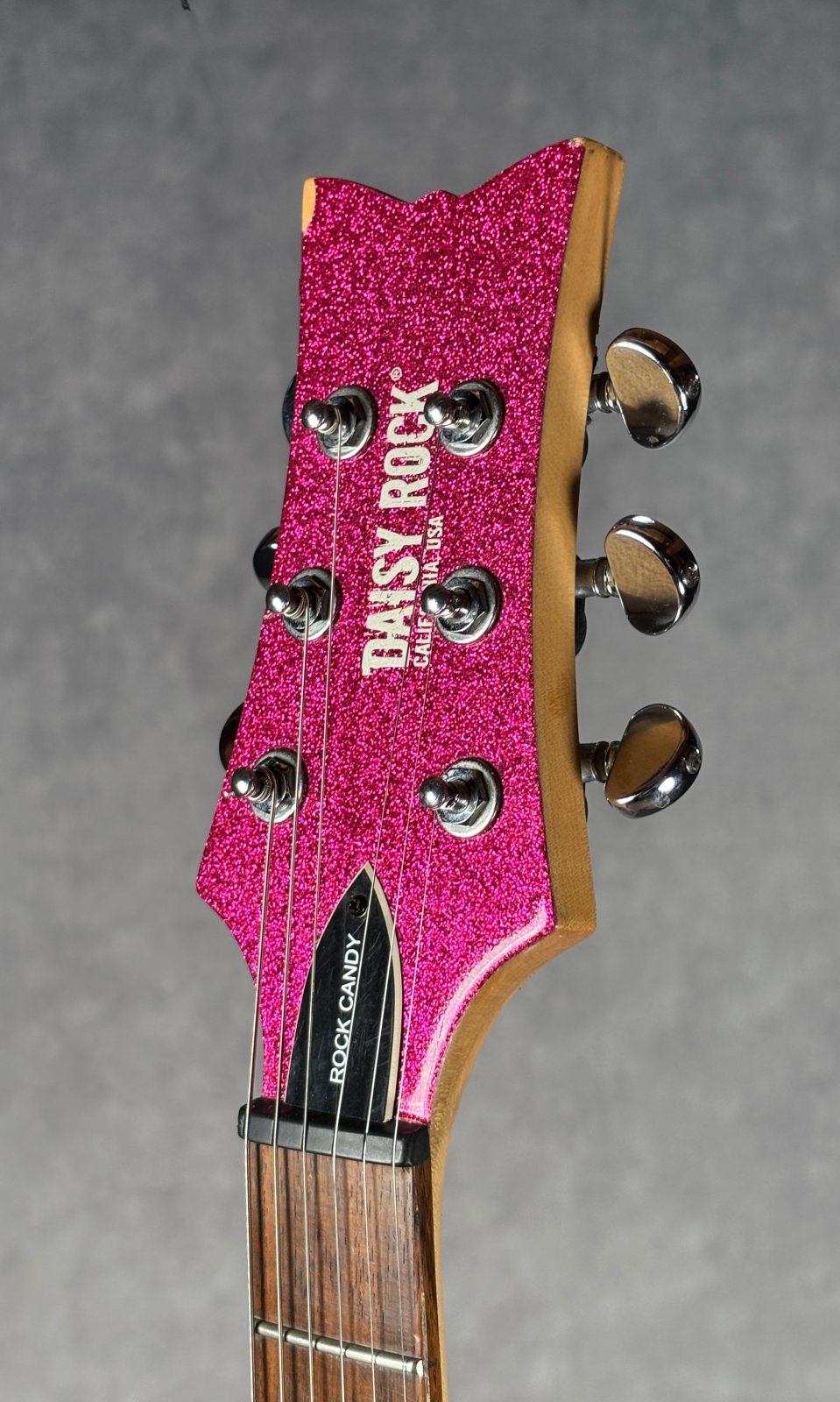 Used Daisy Rock Electric - Pink Sparkle
