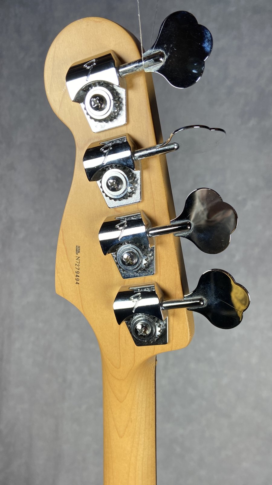 1997 Fender American Standard Precision Bass Fretless - 3