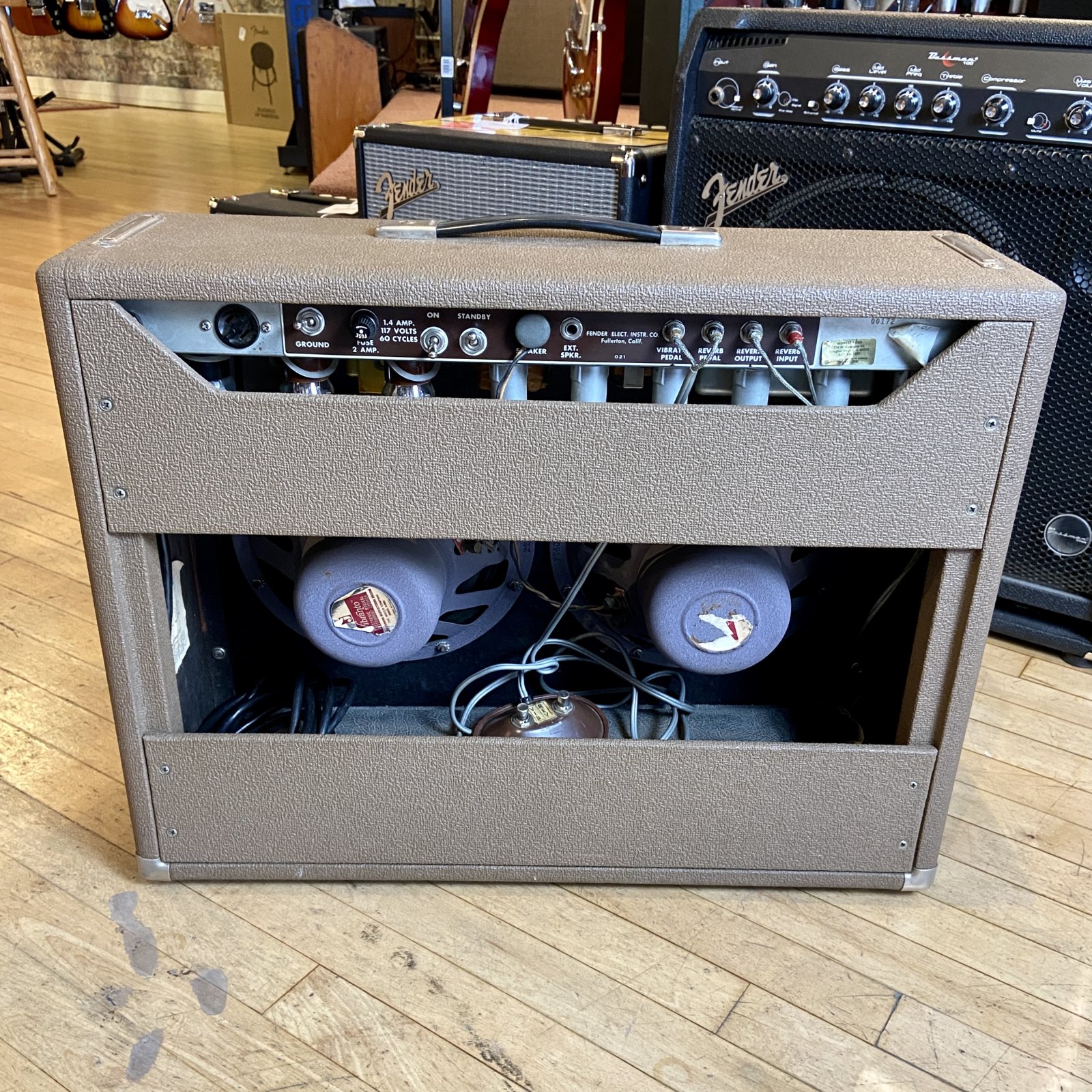 1963 Fender Vibroverb 6G16 2x10 - Brown Tolex