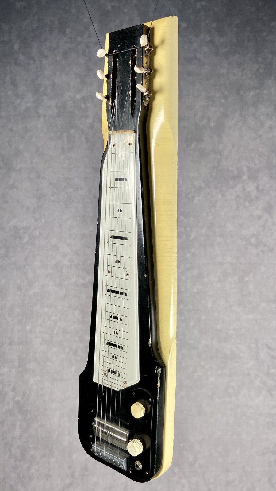 1960's Harmony Roy Smeck H7 Lap Steel