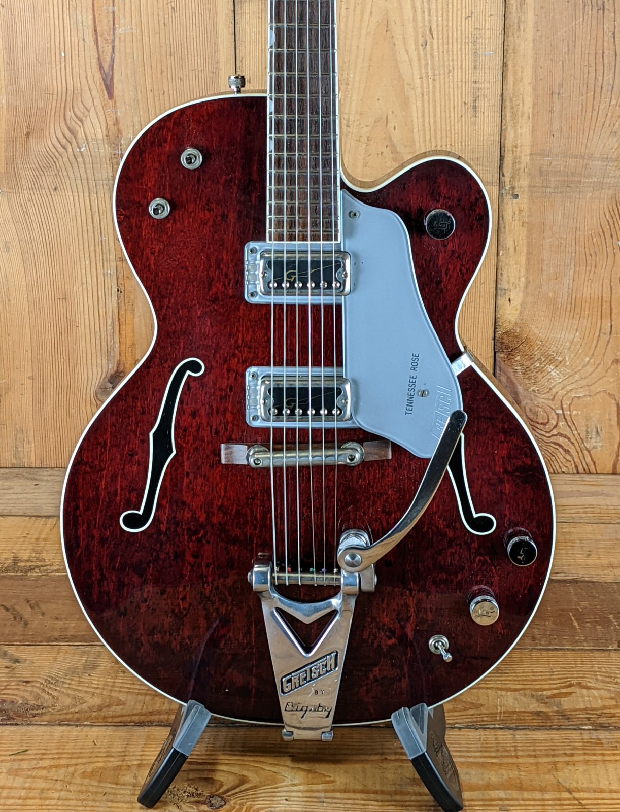 2005 Gretsch G6119-1962HT Tennessee Rose w/ Hilo'Tron Pickups