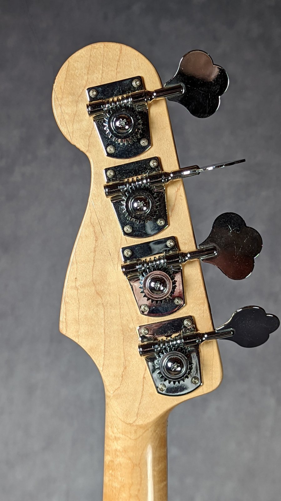 2001 Fender Standard Jazz Bass