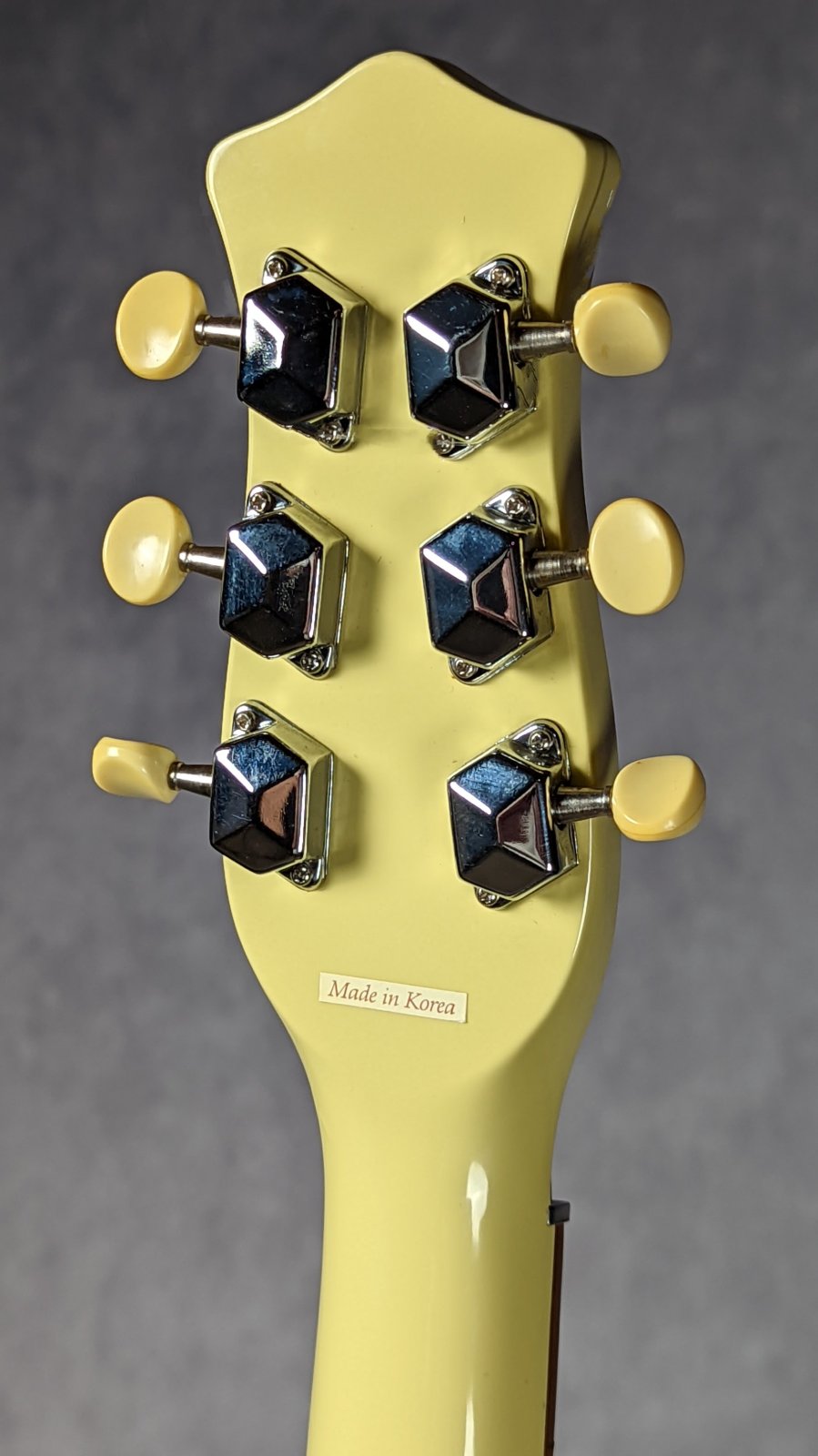 Used Danelectro U2 Reissue