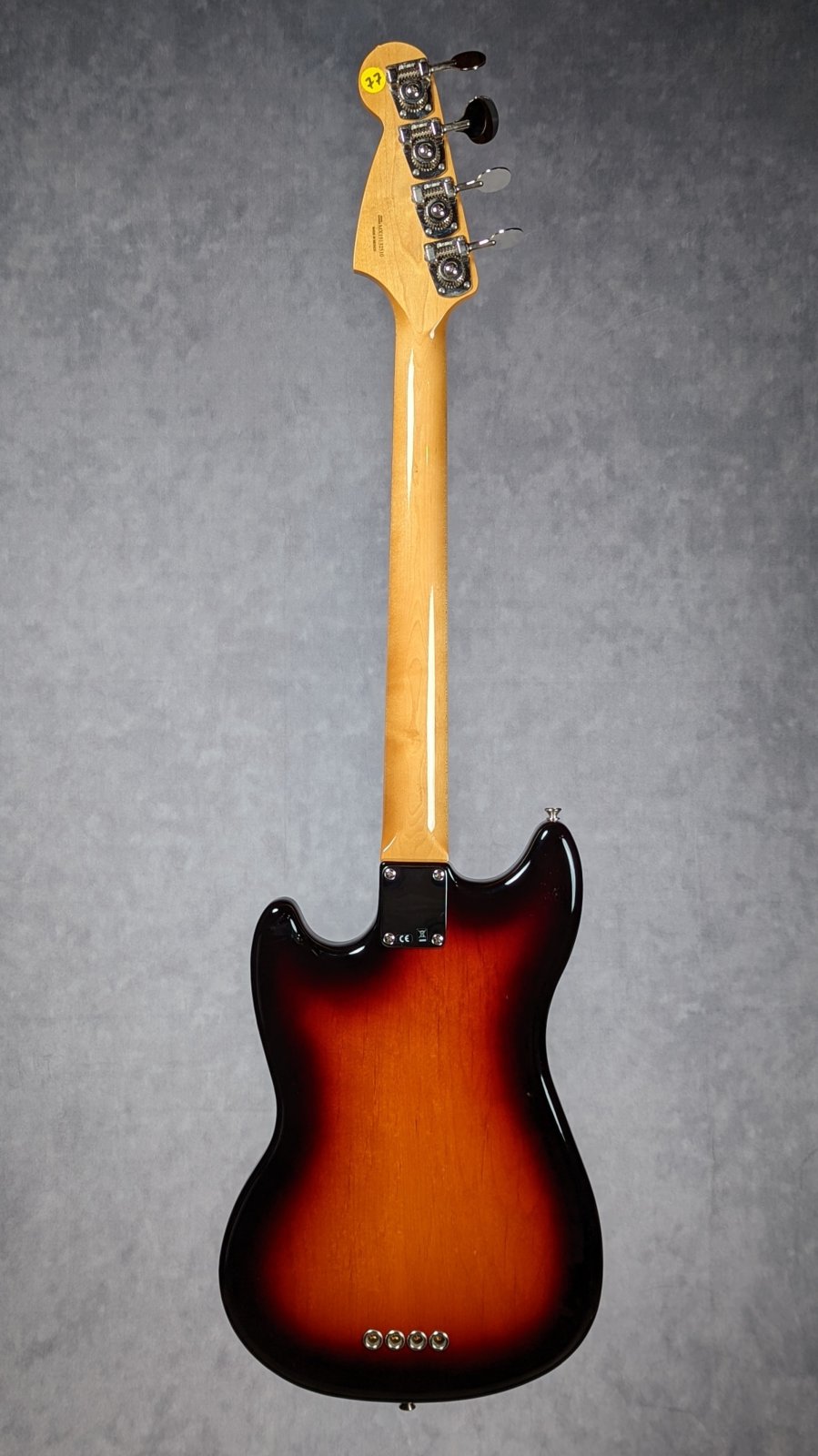 限定値下げFender / VINTERA 60S MUSTANG 0149783302_gtr_frt_001_rr.png?