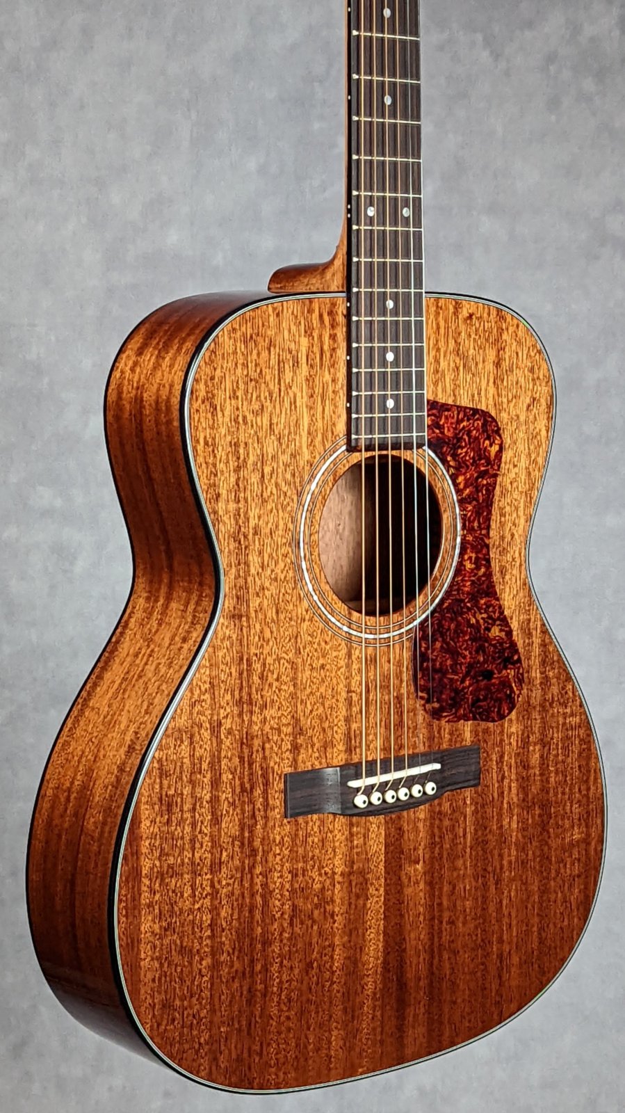 Guild OM120 Steel String - 614252347174