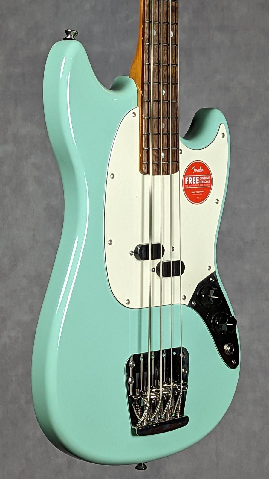 【11月限定出品】Squier Mustang Bass Squier Classic Vibe '60s Competition Mustang Bass Lake Placid Blue
