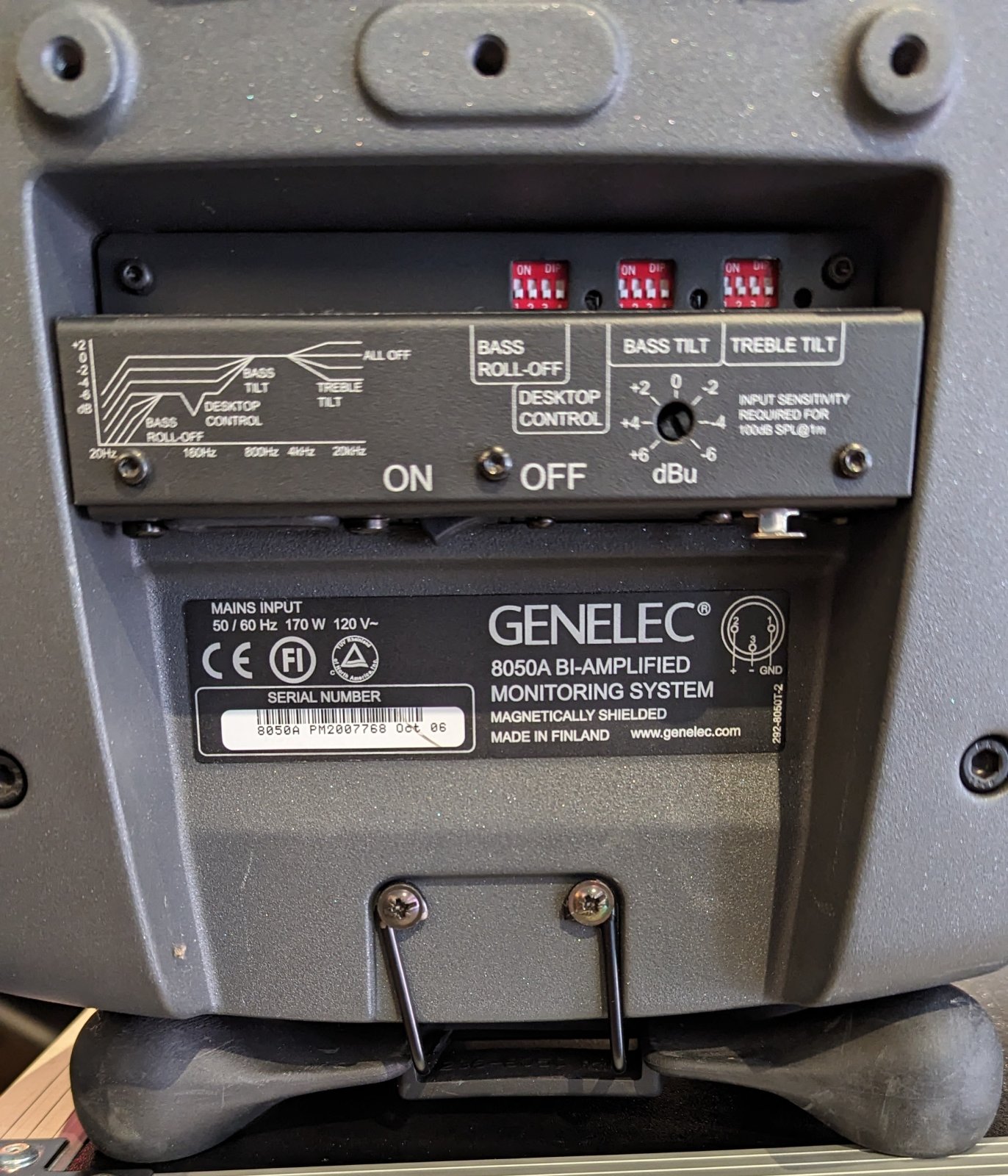 Used Genelec 8050A 8in Nearfierld Studio Monitors (Pair)