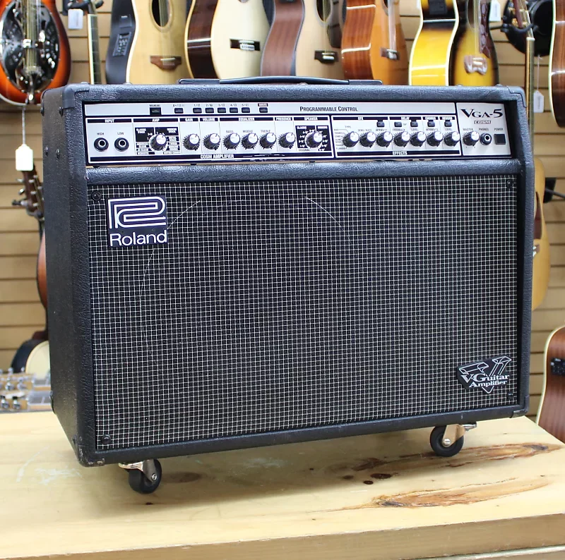 Roland VGA-5 COSM Guitar Combo